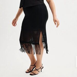 NWT Plus Size Intempo Women’s Crochet Fringe Skirt Size 1X